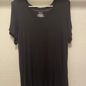 Hue black women’s tee, only worn once. Size L
